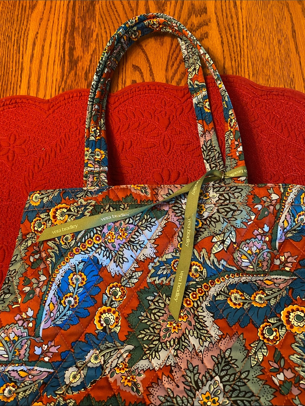 Vera Bradley Quilted Paisley Tote – Flowers and Feathers Pattern